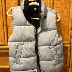 Gray Puffer Vest URBAN OUTFITTERS